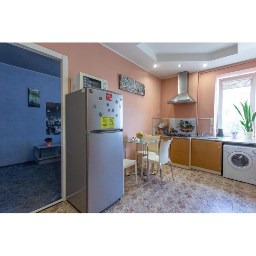 Apartment On Naukova Kharkiv Exterior photo